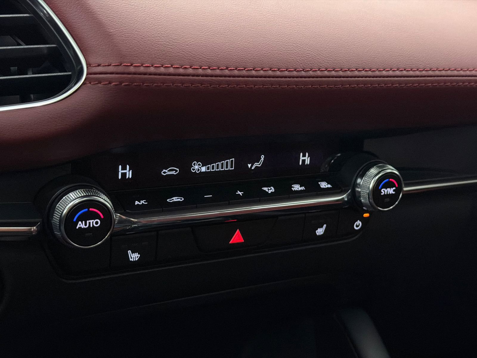 New 2026 MAZDA MAZDA3 2.5 S Hatchback w/ Premium Pkg FWD image 27