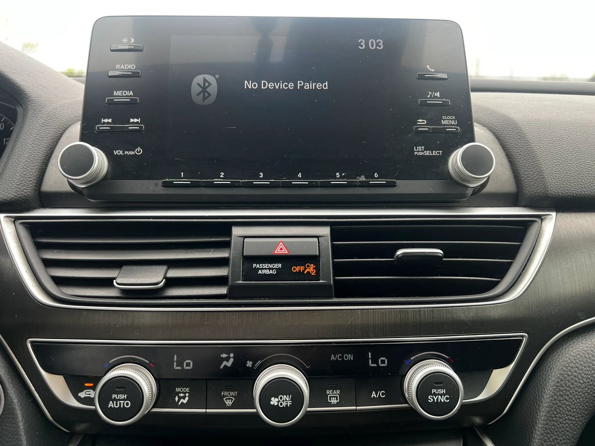 Used 2019 Honda Accord LX image 15
