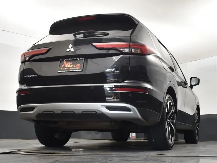 Used 2024 Mitsubishi Outlander Ralliart AWD/4WD image 13