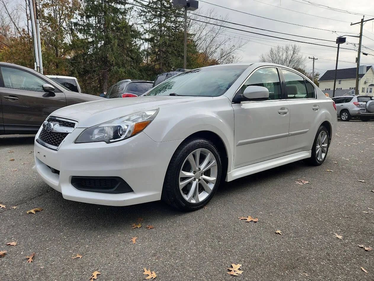 Used 2014 Subaru Legacy 2.5i Premium image 4