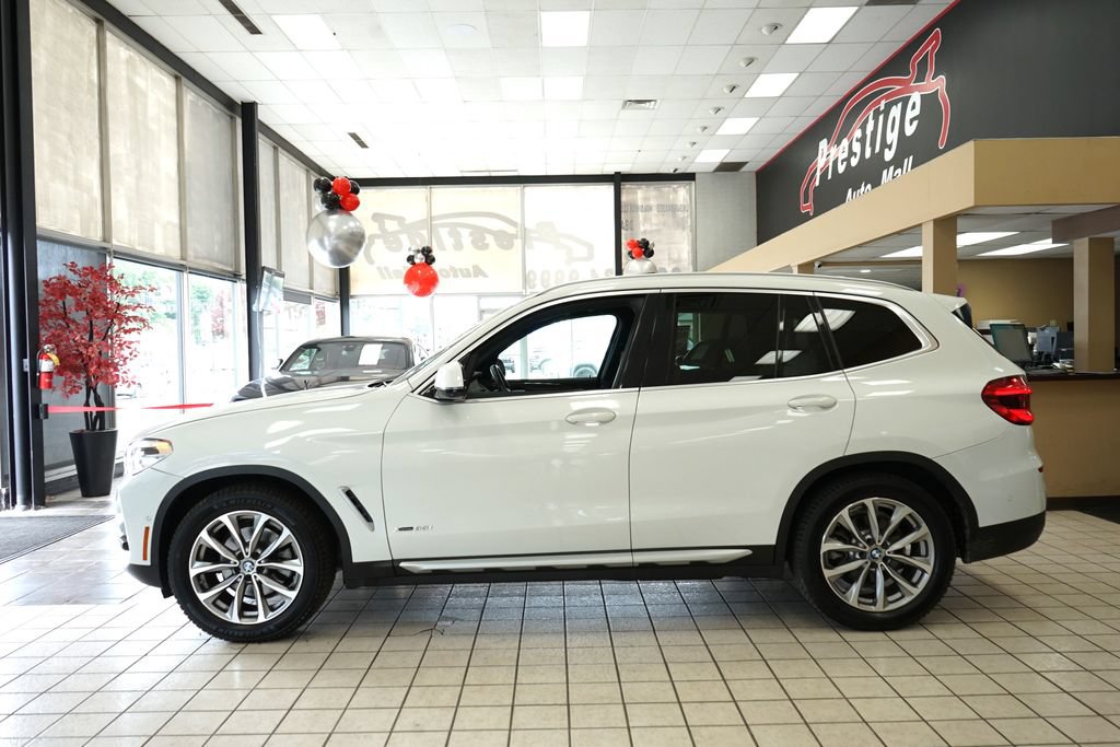 Used 2018 BMW X3 xDrive30i AWD/4WD image 3