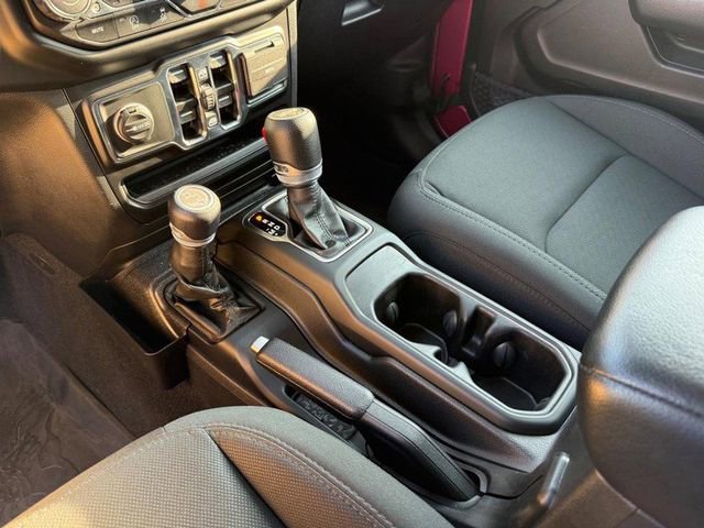 Used 2022 Jeep Wrangler Unlimited Sport image 26