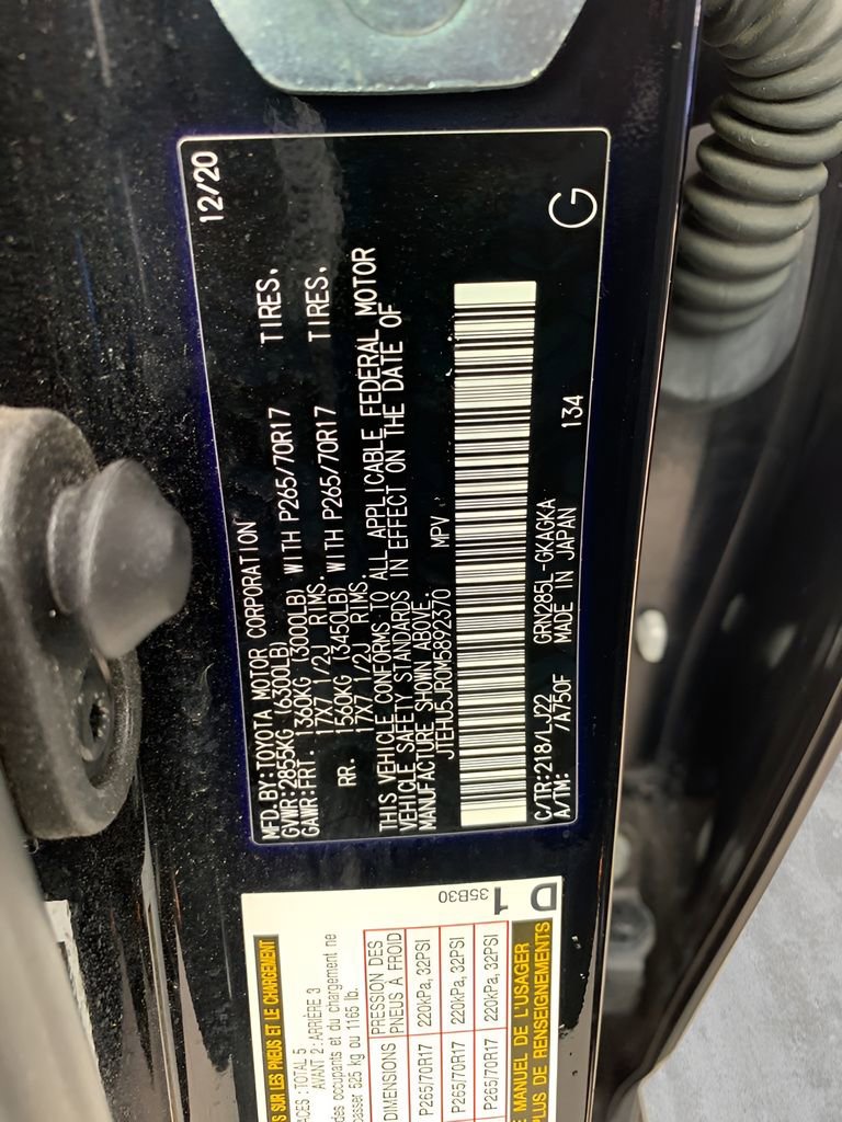 Used 2021 Toyota 4Runner Venture w/ Moonroof Package image 31