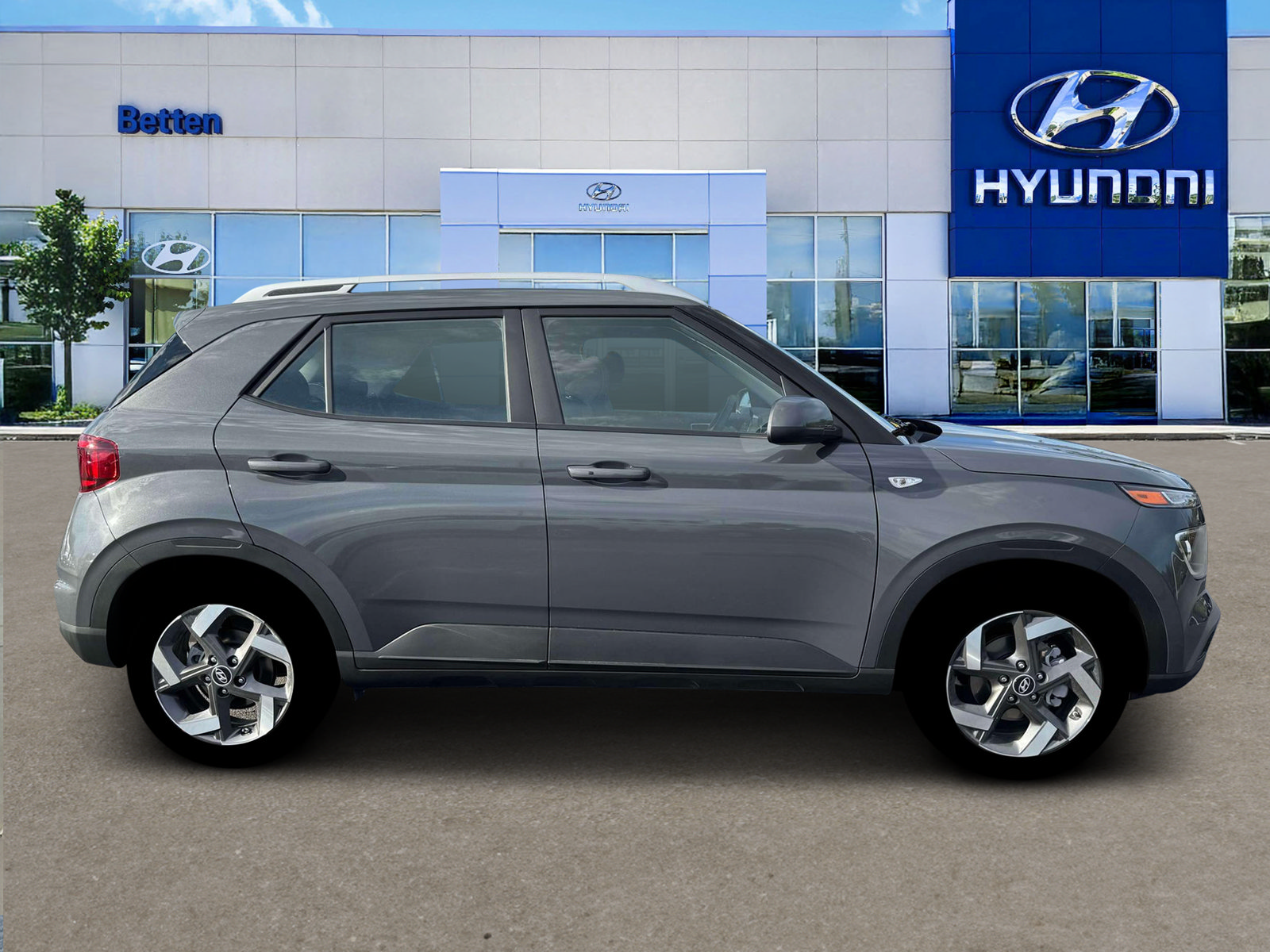 New 2026 Hyundai Venue SEL FWD image 9