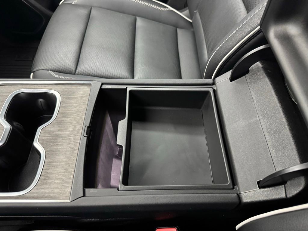 Used 2025 GMC Acadia Denali w/ LPO, Floor Liner Package image 34