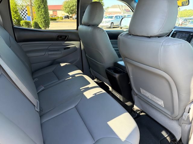 Used 2015 Toyota Tacoma 4x4 Double Cab w/ SR5 Package image 27
