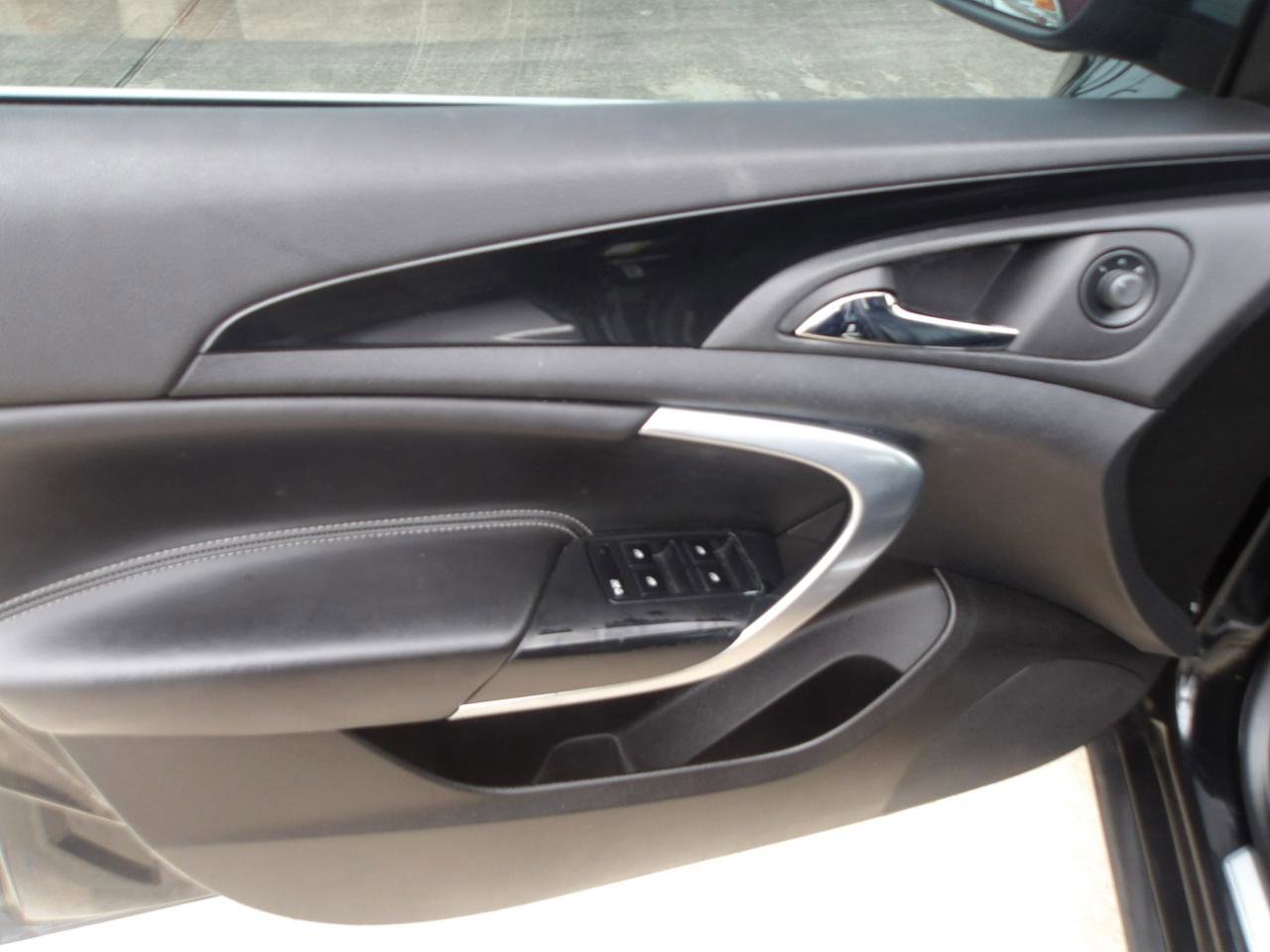 Used 2013 Buick Regal Premium FWD image 18