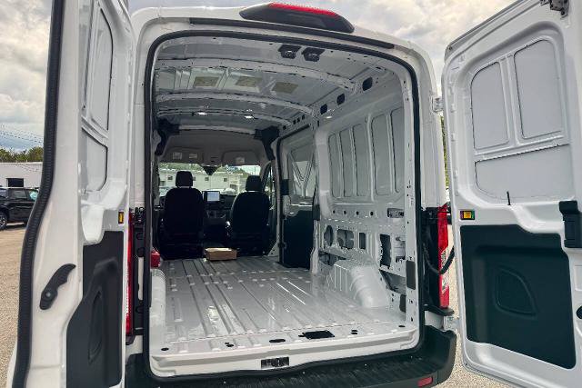 Certified 2023 Ford E-Transit Medium Roof RWD image 14