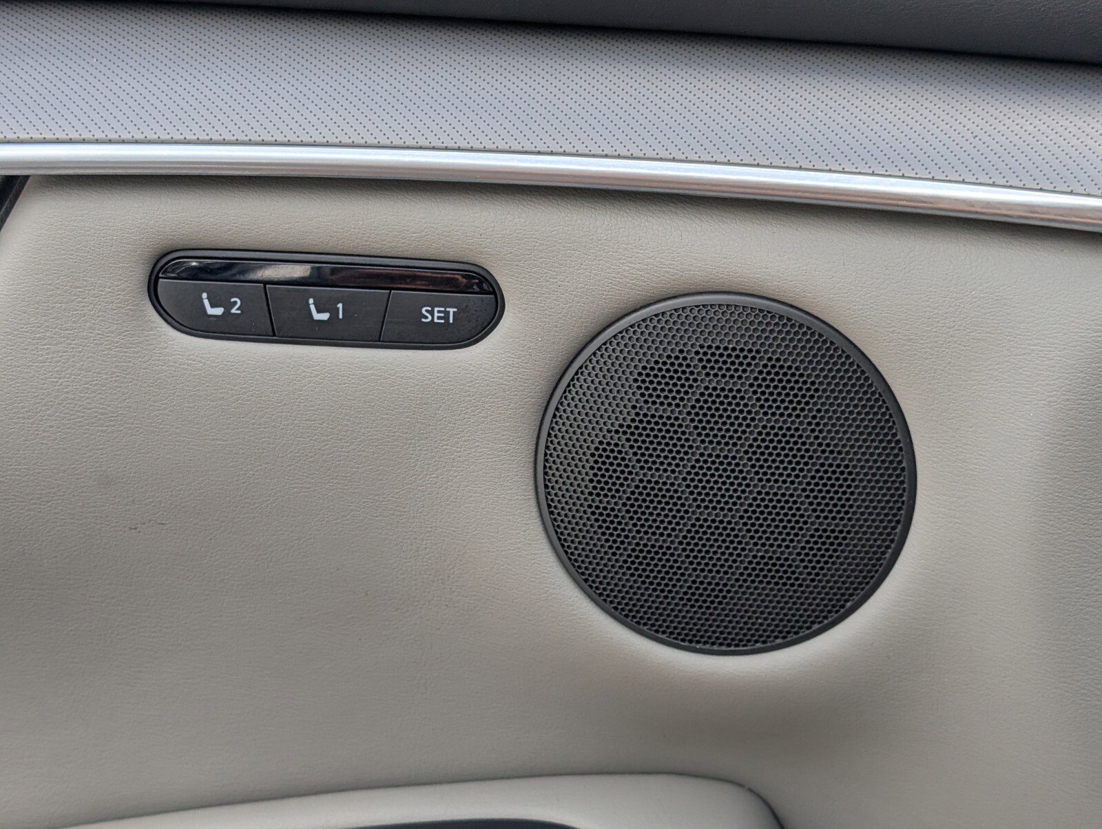 Used 2023 INFINITI QX50 Luxe image 33