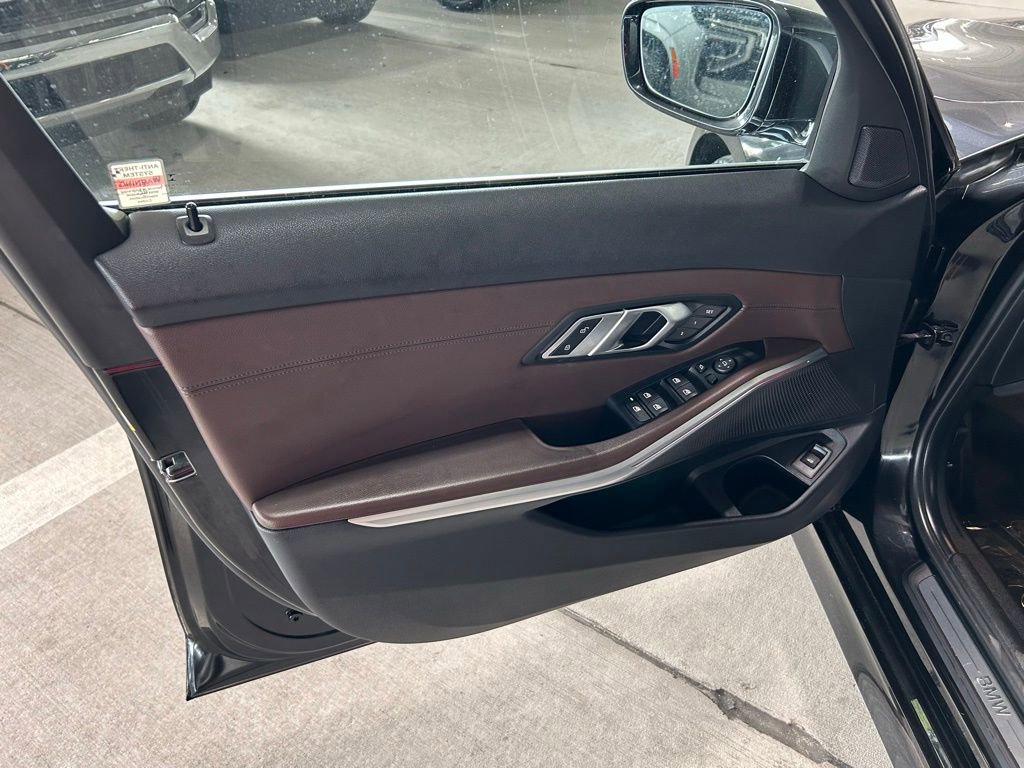Used 2019 BMW 330i Sedan w/ Convenience Package image 44