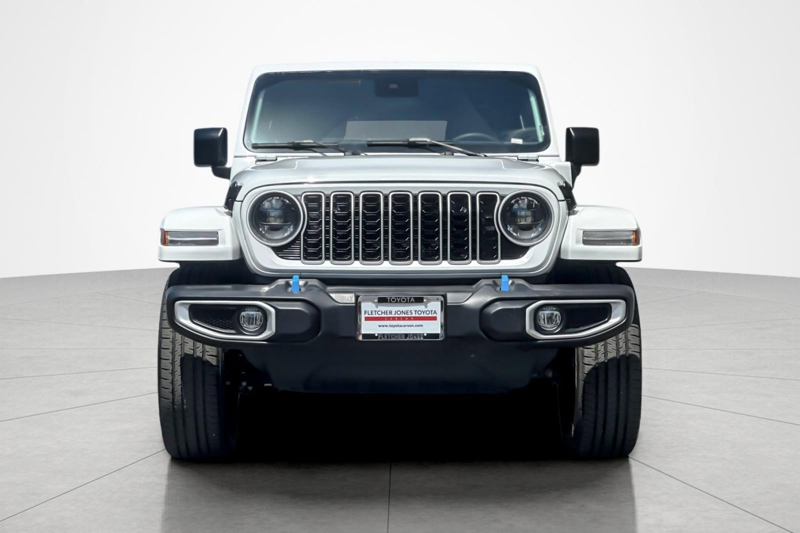 Used 2024 Jeep Wrangler Unlimited Sahara AWD/4WD image 8