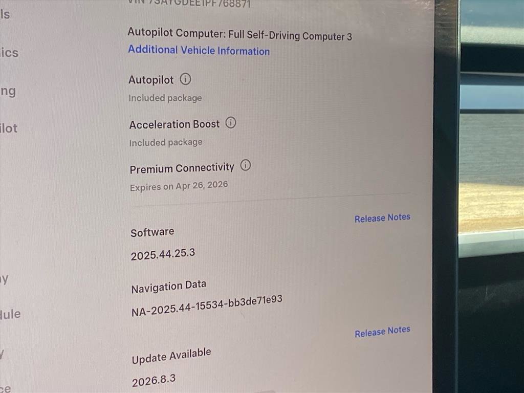 Used 2023 Tesla Model Y Long Range image 16