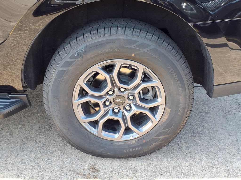 Used 2025 Ford Expedition Active AWD/4WD image 30