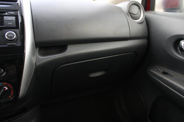 Used 2015 Nissan Versa Note SV w/ SV Appearance Package image 23