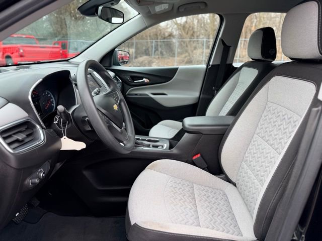 Used 2022 Chevrolet Equinox LS image 6