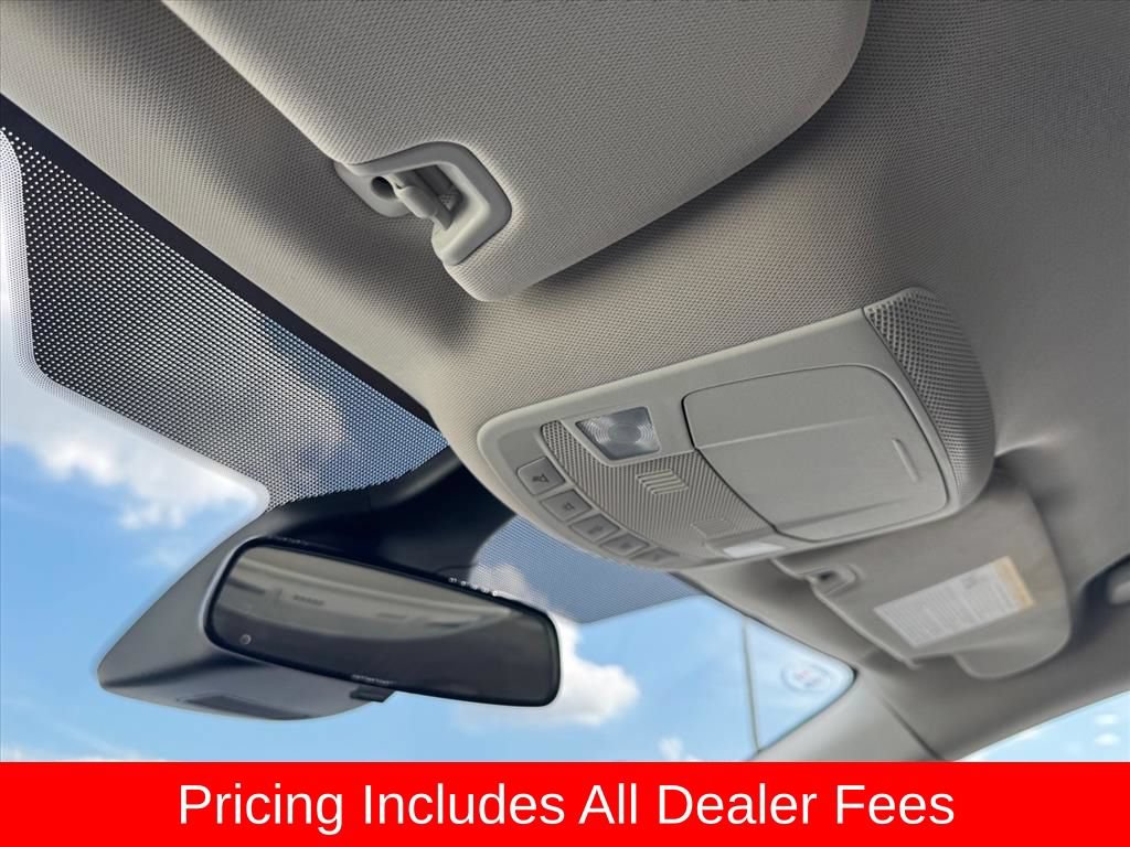 Used 2024 Ford Edge SE w/ Black Appearance Package AWD/4WD image 24
