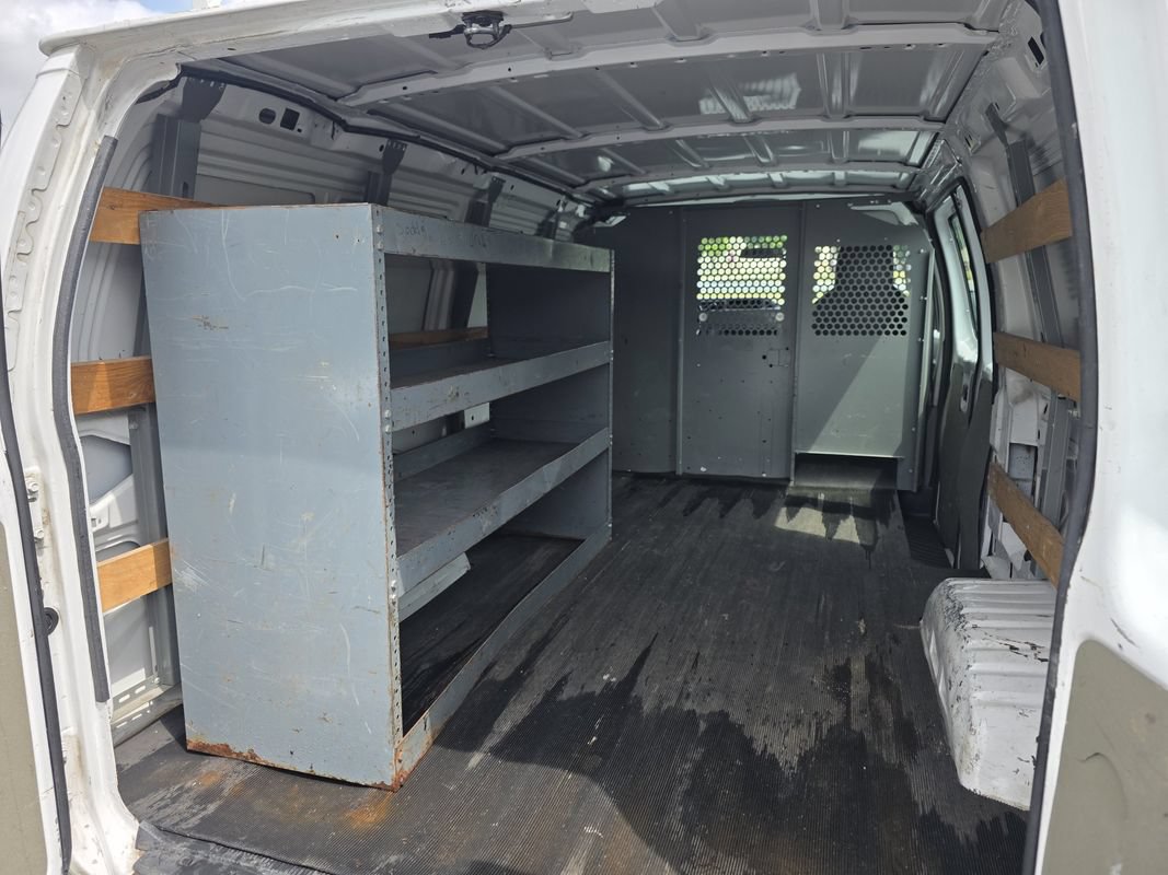 Used 2009 Ford E-250 and Econoline 250 RWD image 11