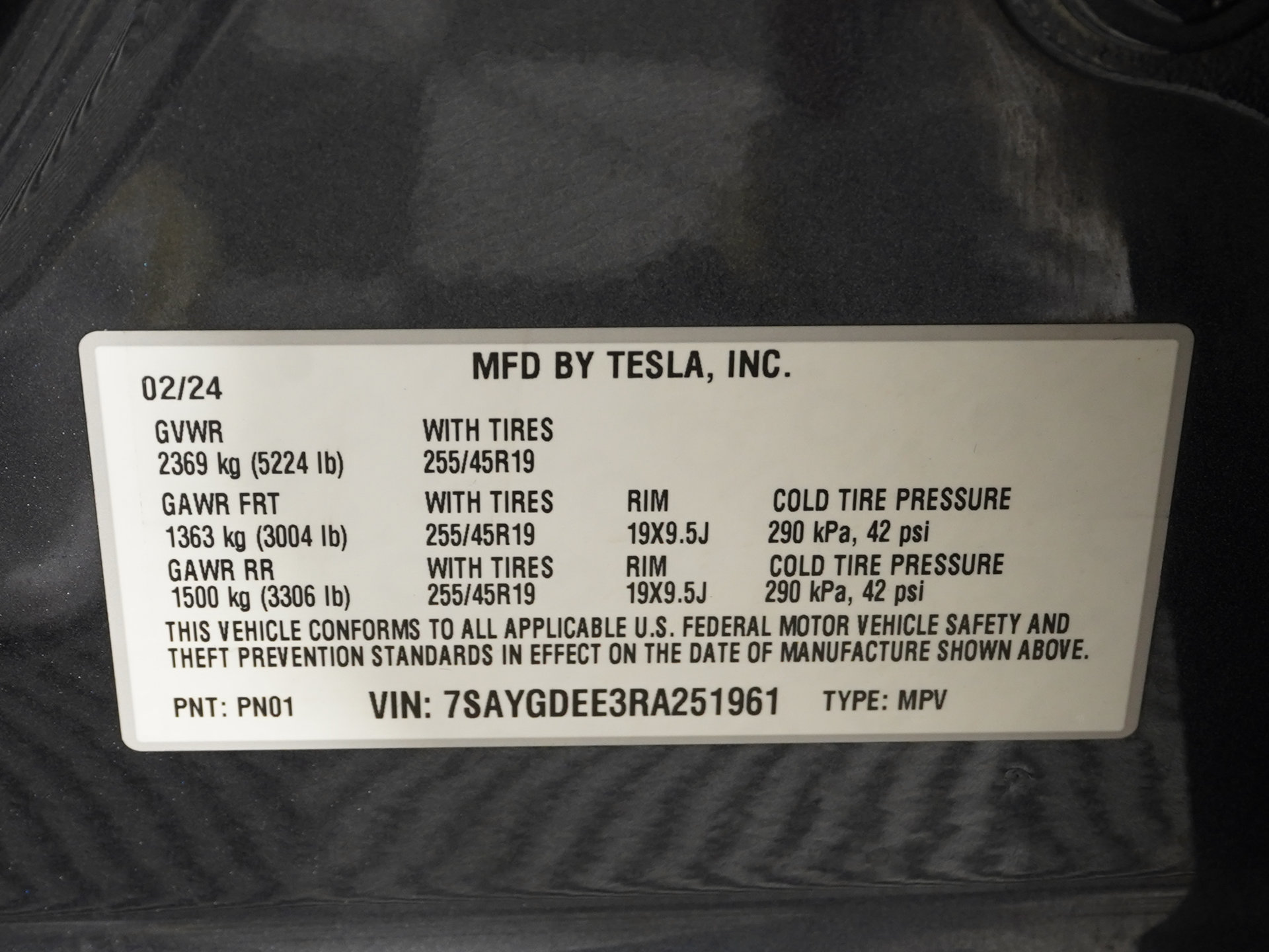 Used 2024 Tesla Model Y Long Range AWD/4WD image 38
