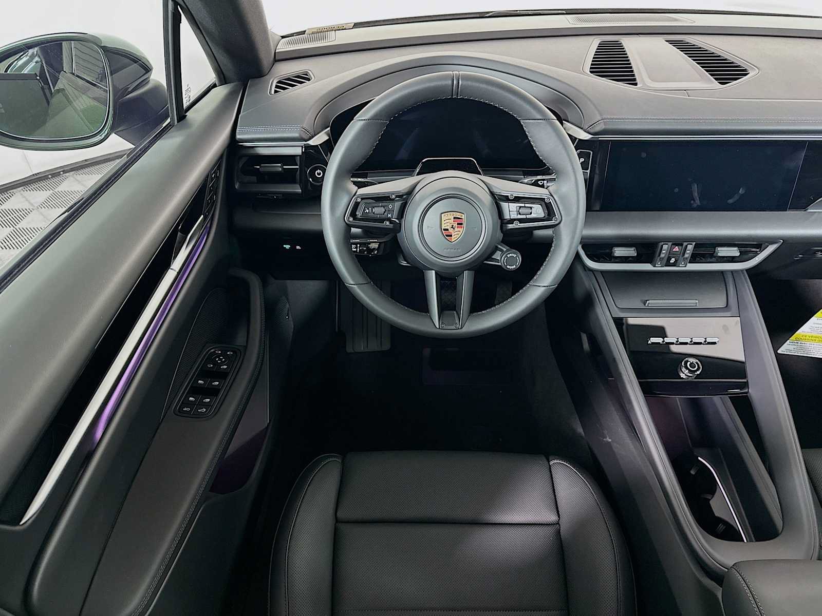 New 2026 Porsche Macan Electric RWD image 23