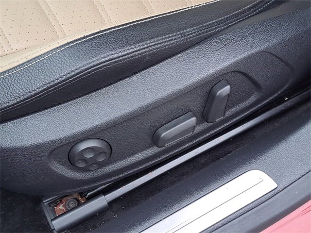 Used 2013 Volkswagen CC Sport image 21