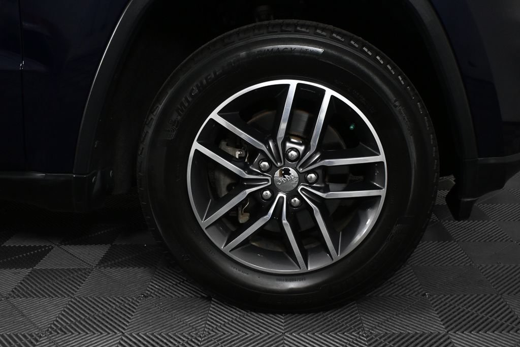 Used 2018 Jeep Grand Cherokee Limited RWD image 34