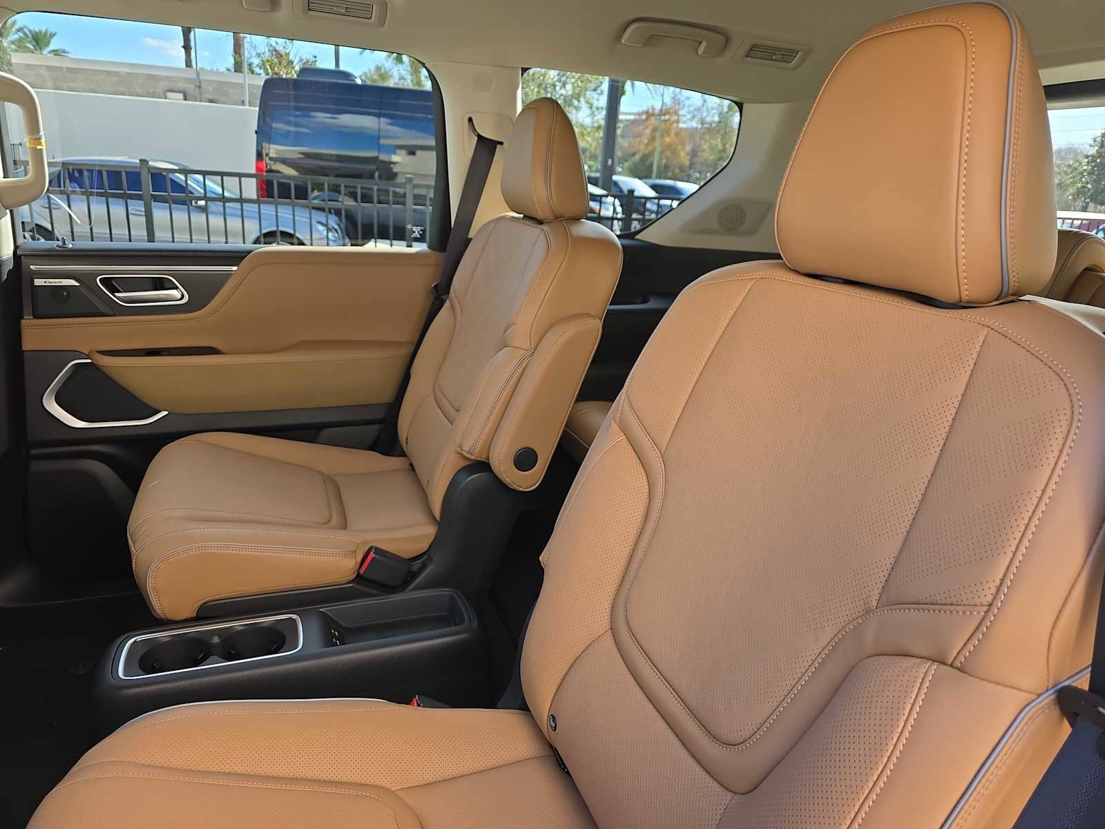 New 2026 INFINITI QX80 Luxe w/ Cargo Package image 11