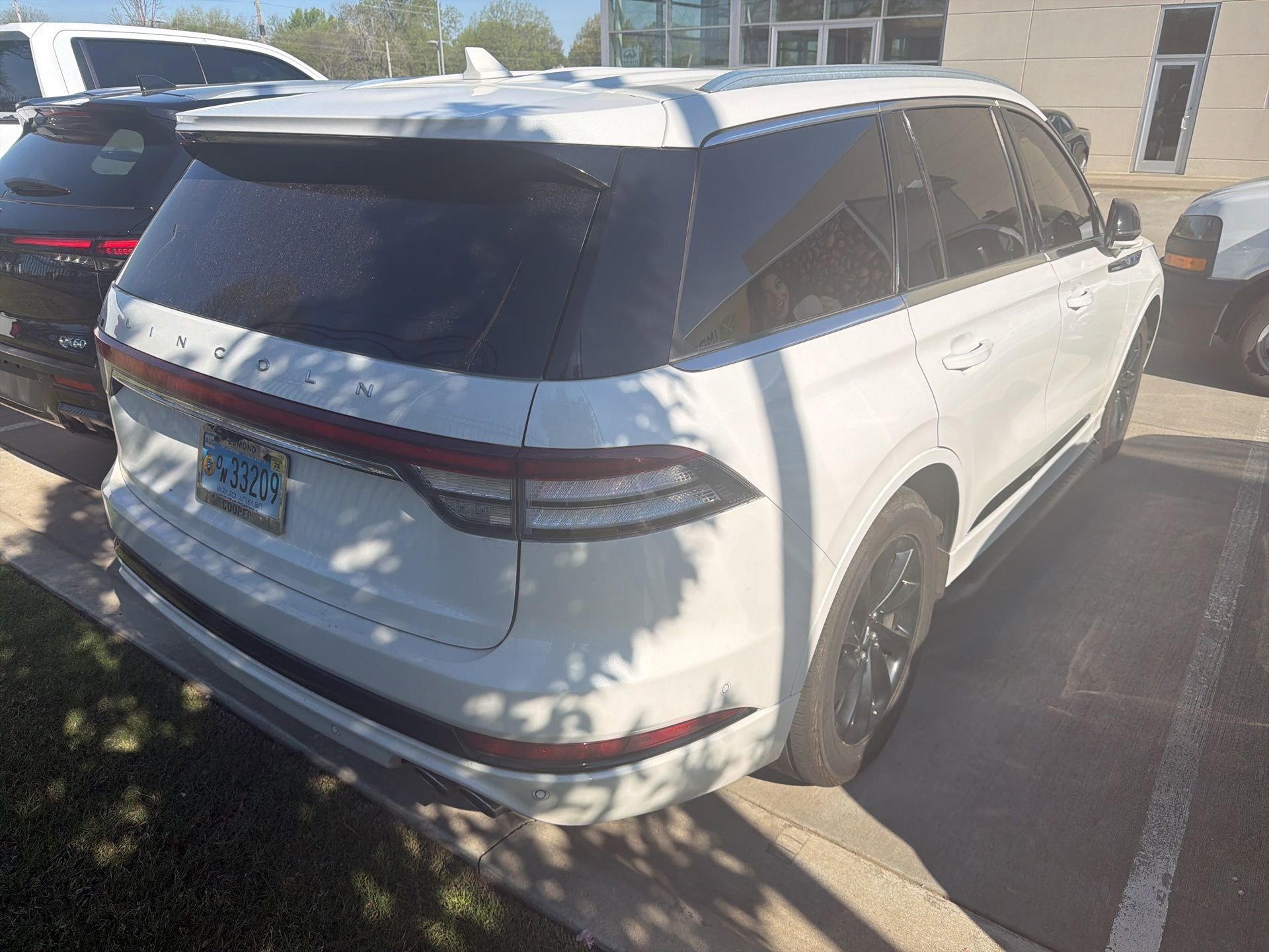 Used 2020 Lincoln Aviator Grand Touring w/ Equipment Group 301A image 9