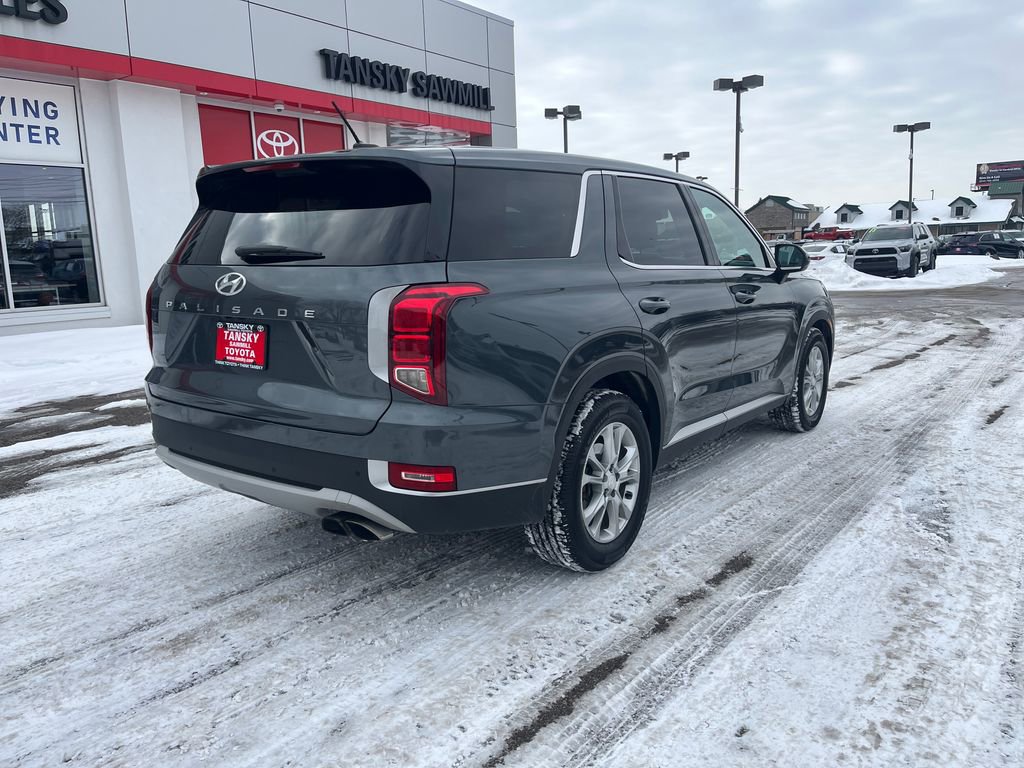 Used 2022 Hyundai Palisade SE image 6