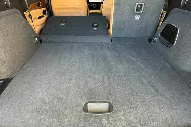 New 2026 Jeep Grand Cherokee Summit AWD/4WD image 12