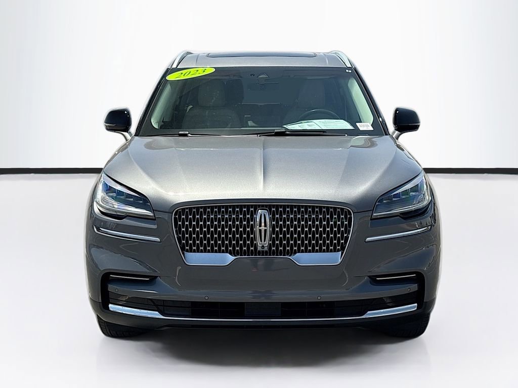 Used 2023 Lincoln Aviator Reserve w/ Elements Package Plus RWD image 2