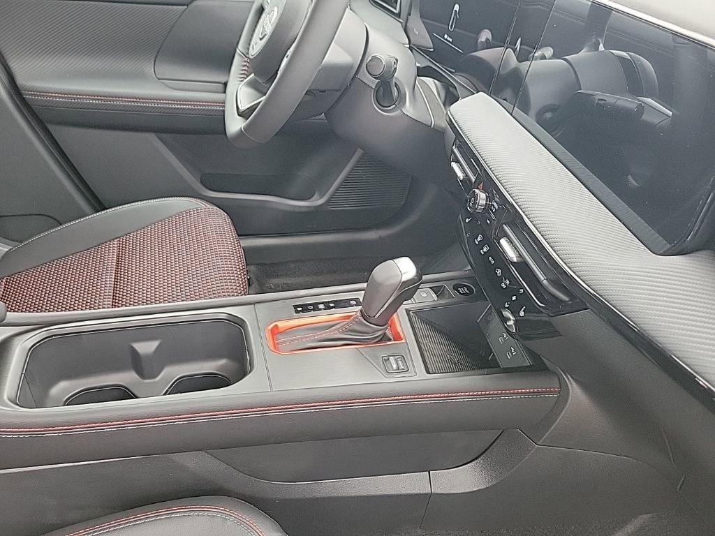 New 2026 Nissan Kicks SR w/ SR Premium Package image 42