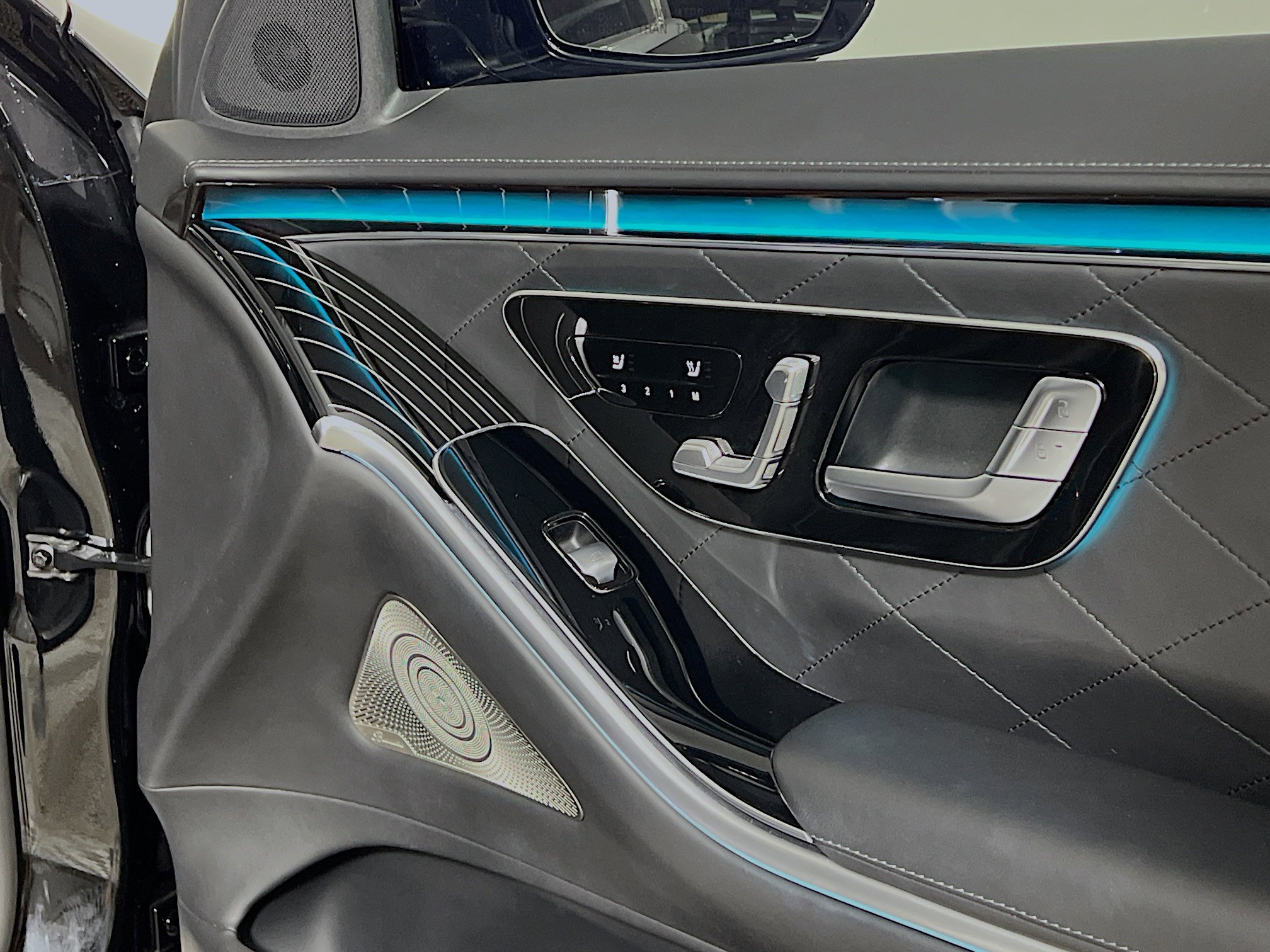 Used 2021 Mercedes-Benz S 580 4MATIC Sedan image 32