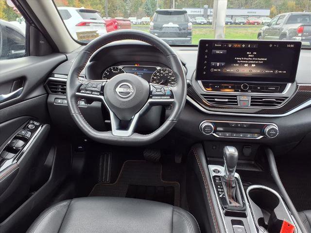 Certified 2024 Nissan Altima 2.0 SR image 9