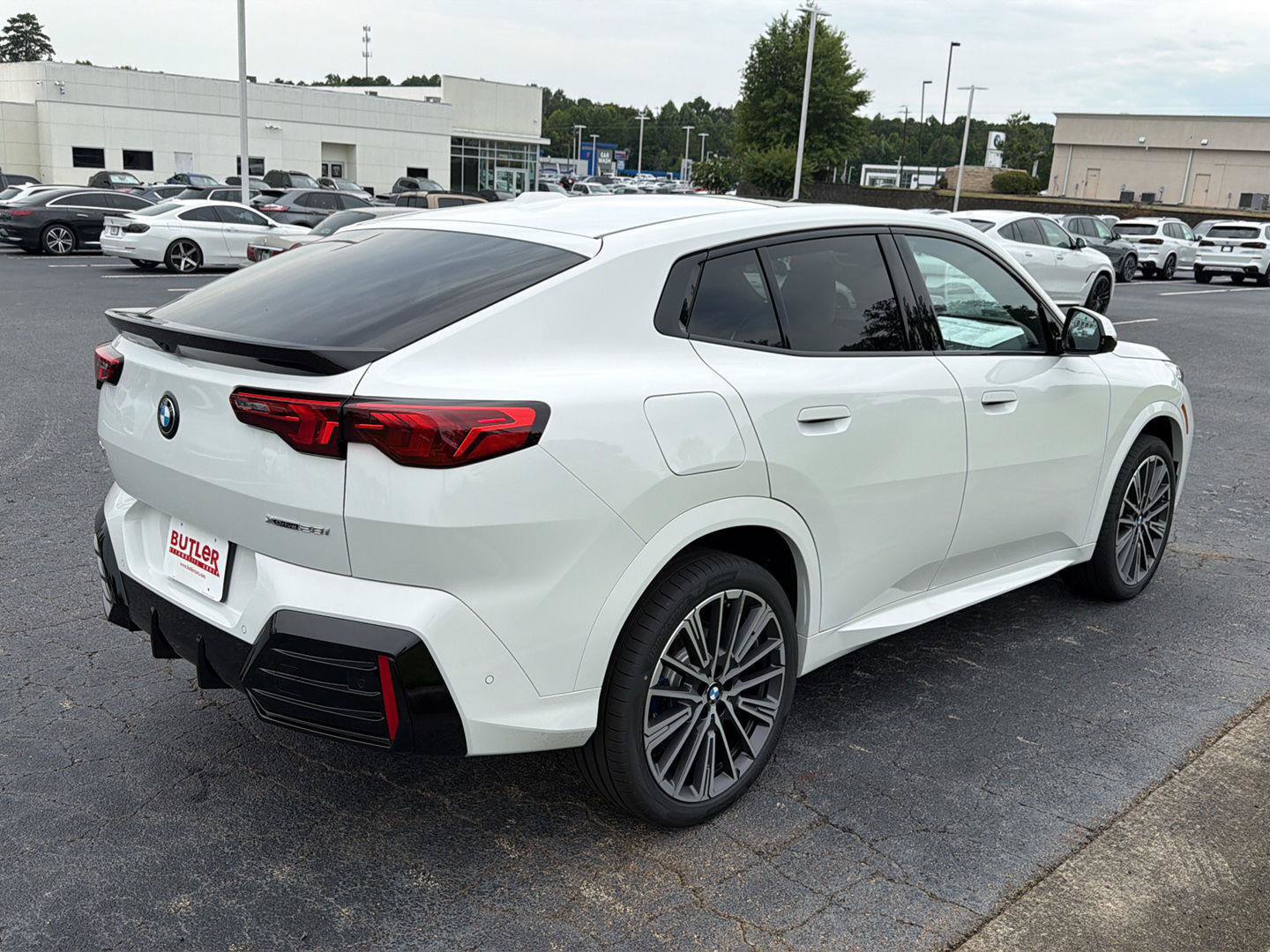 New 2026 BMW X2 xDrive28i w/ Technology Package AWD/4WD image 6