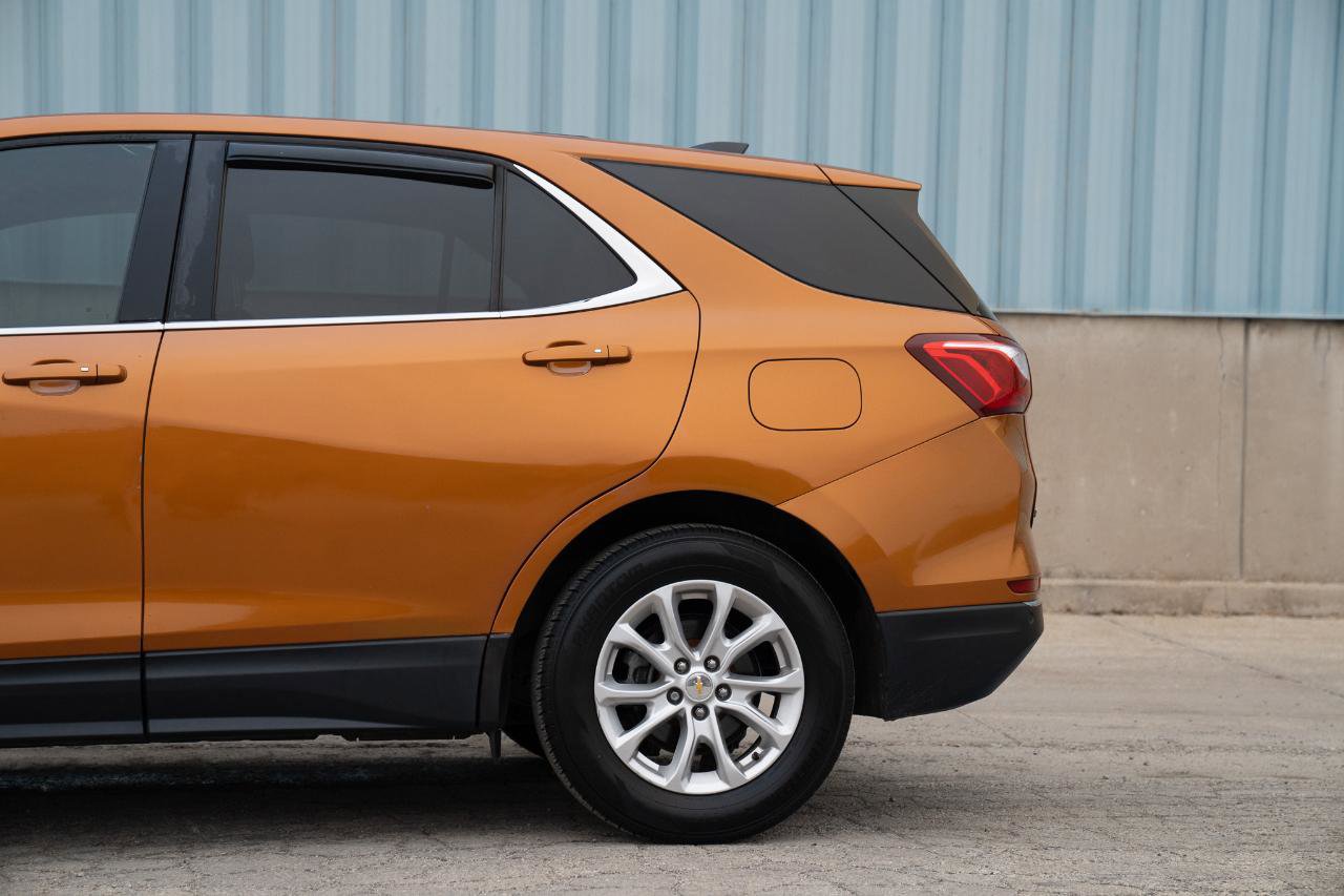 Used 2018 Chevrolet Equinox LT FWD image 8
