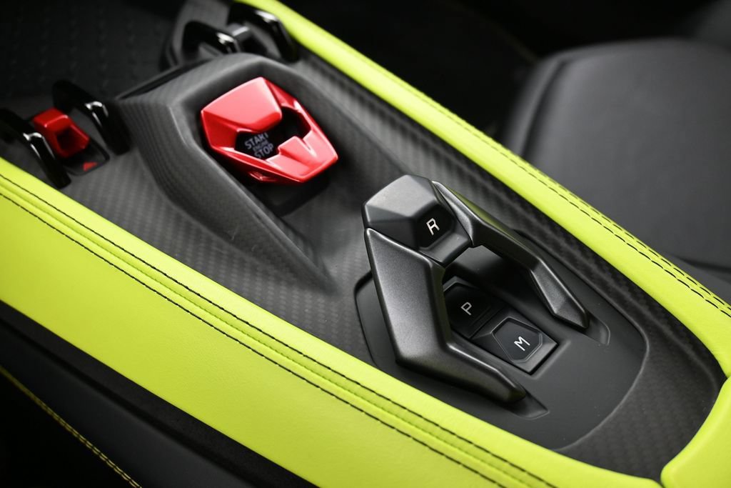 Used 2024 Lamborghini Revuelto AWD/4WD image 22