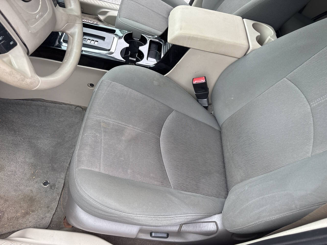 Used 2010 MAZDA Tribute i AWD/4WD image 6