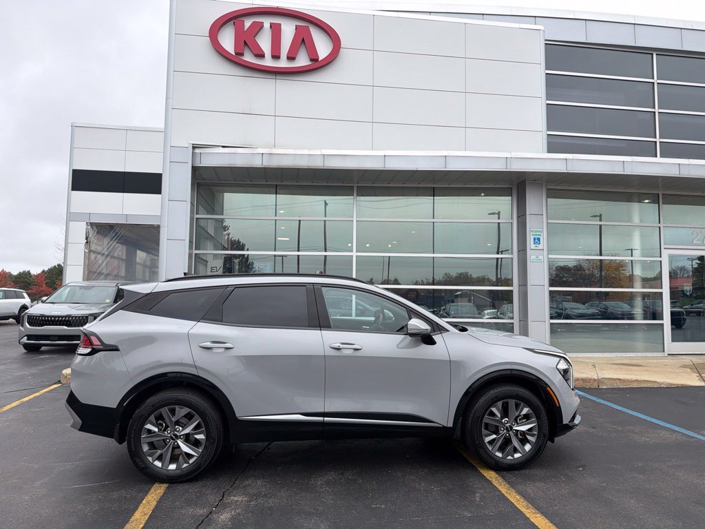 Used 2023 Kia Sportage SX AWD/4WD image 2