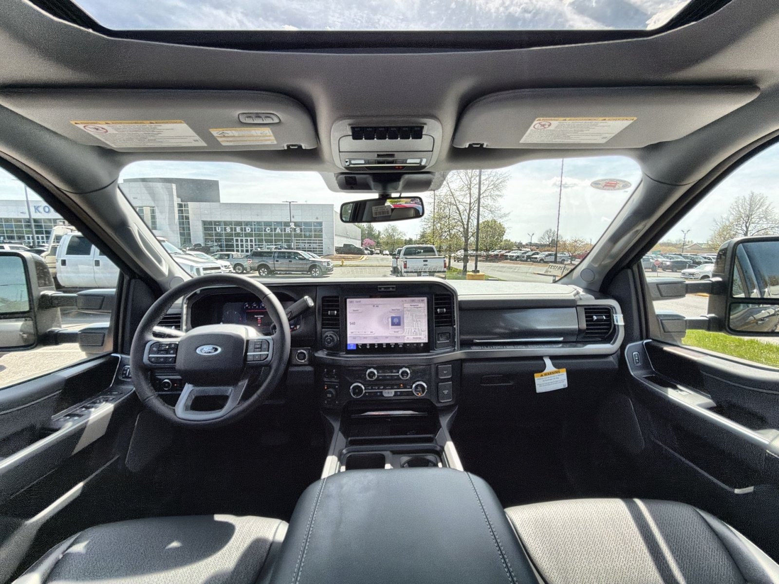 New 2026 Ford F250 Lariat w/ Black Appearance Package AWD/4WD image 39