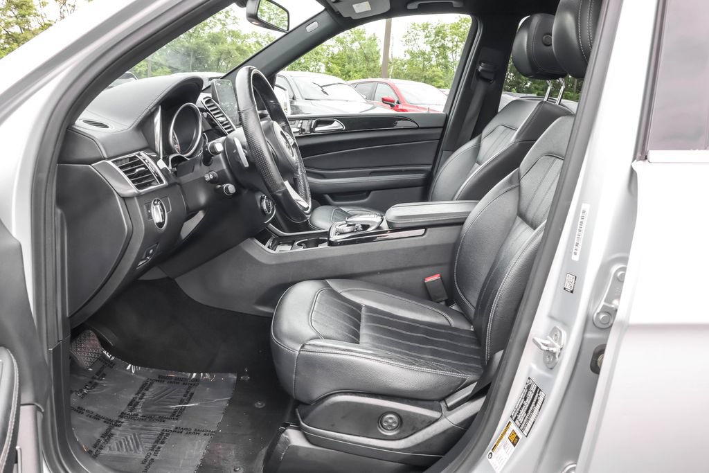 Used 2017 Mercedes-Benz GLS 450 4MATIC image 4