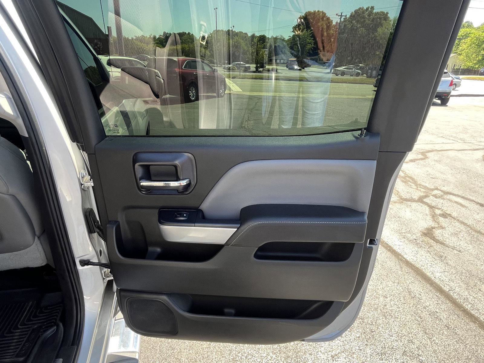 Used 2015 Chevrolet Silverado 1500 LT w/ All Star Edition AWD/4WD image 16