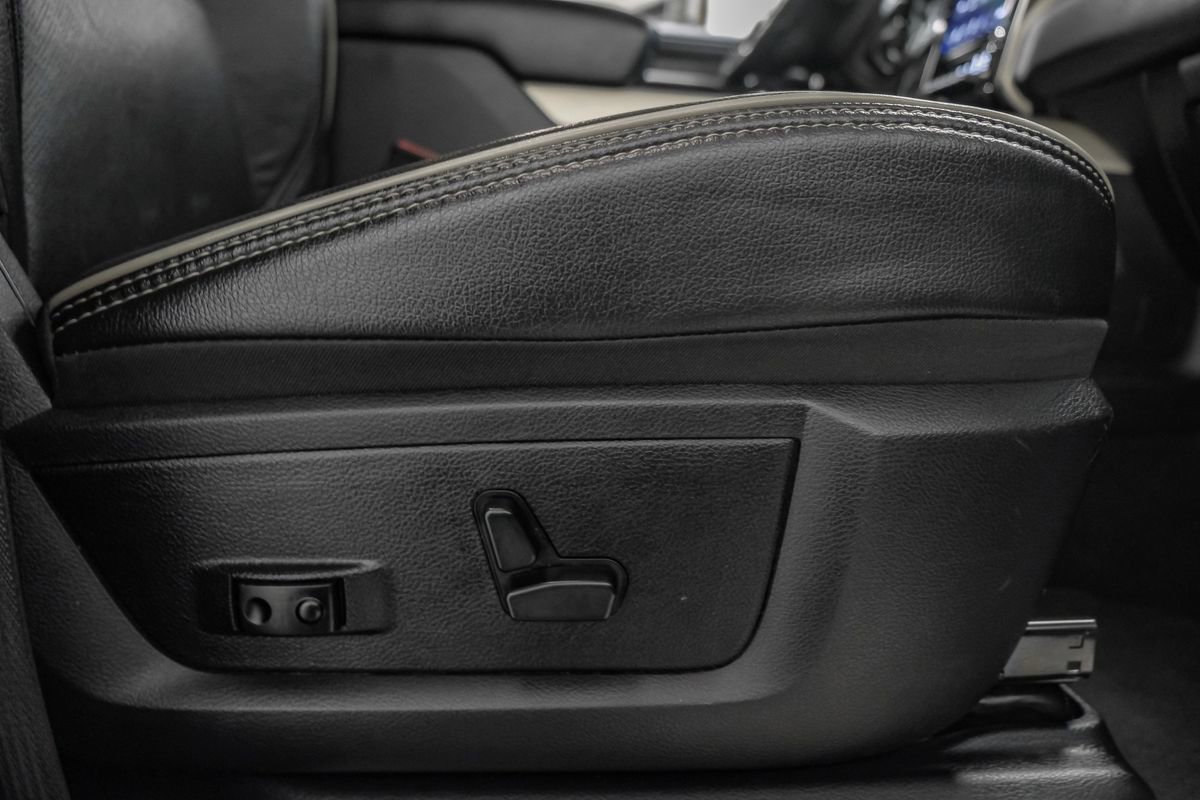 Used 2020 RAM 3500 Laramie image 34