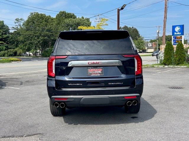Used 2021 GMC Yukon XL Denali w/ Denali Premium Package AWD/4WD image 6