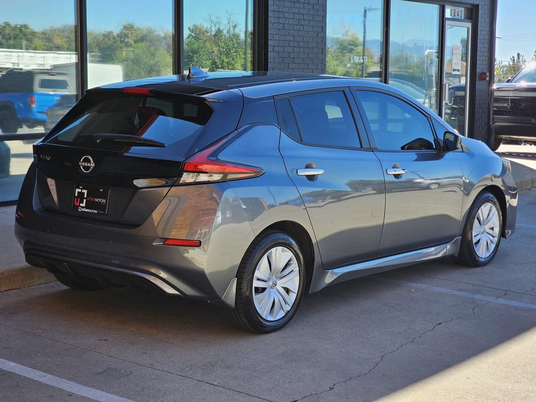 Used 2025 Nissan Leaf S FWD image 11