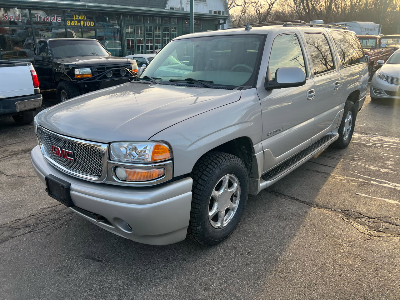 Used 2006 GMC Yukon XL Denali image 2