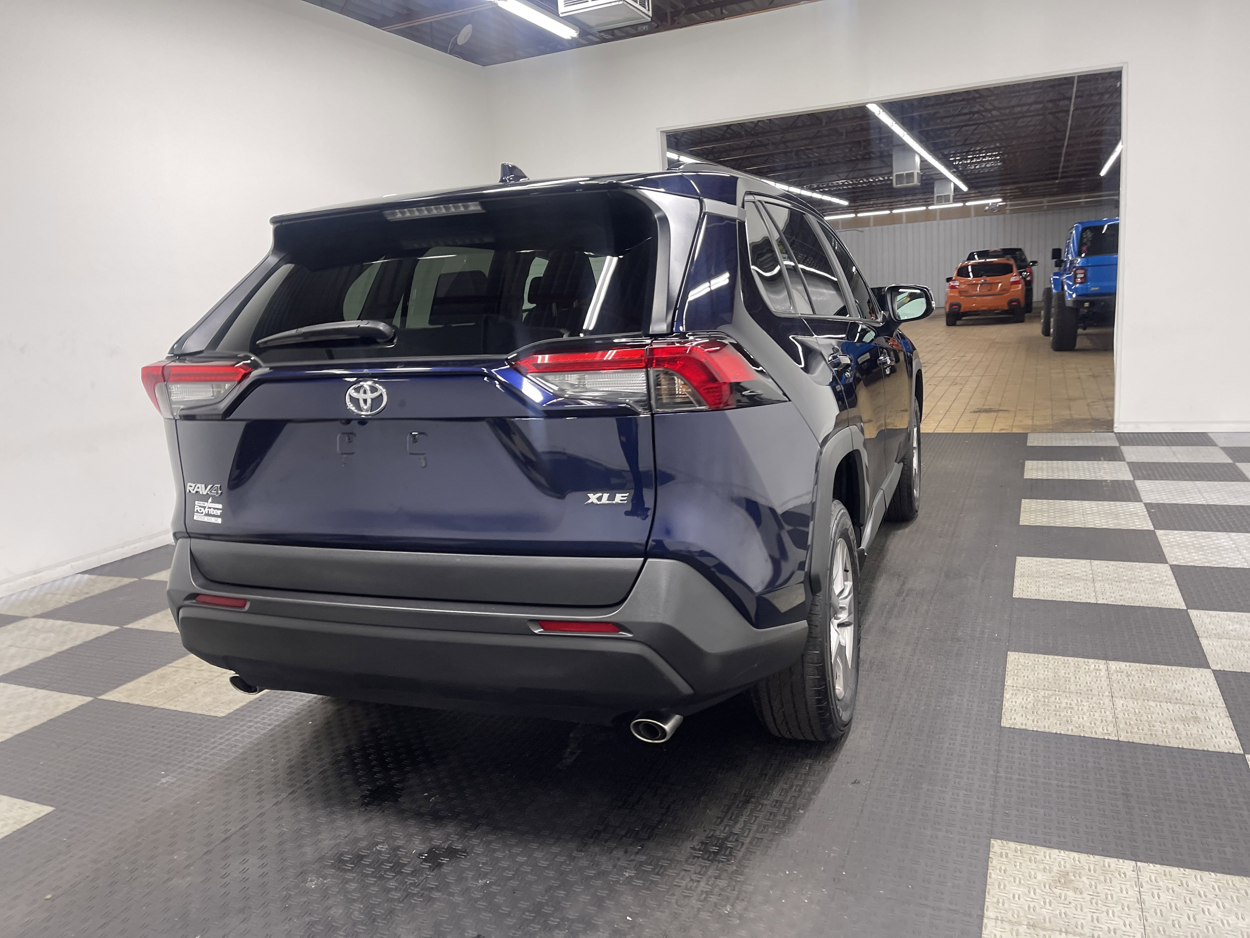 Used 2024 Toyota RAV4 XLE image 5