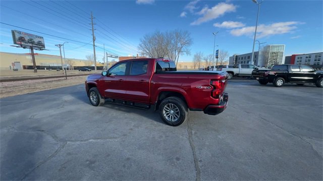 Used 2023 Chevrolet Colorado LT w/ LT Convenience Package II image 6