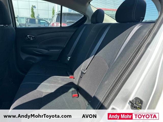 Used 2017 Nissan Versa SV w/ SV Special Edition Package FWD image 11