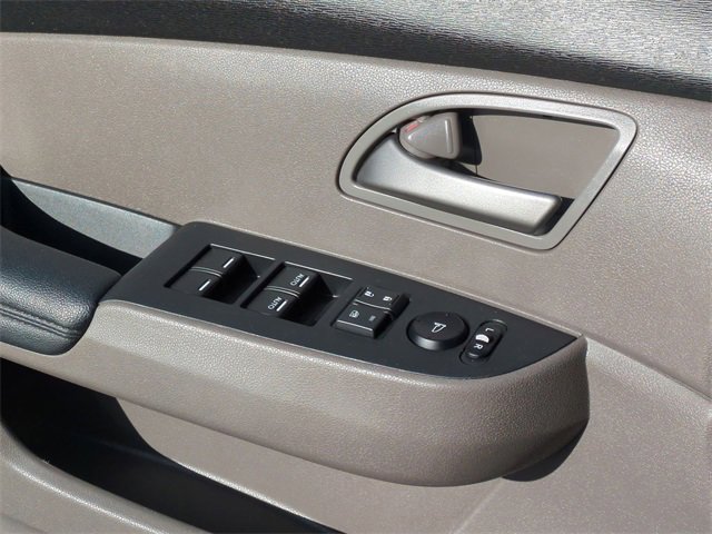 Used 2011 Honda Odyssey EX-L image 22