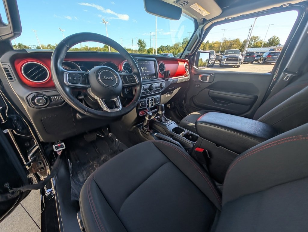 Used 2021 Jeep Wrangler Unlimited Rubicon w/ Xtreme Recon 35" Tire Package image 12